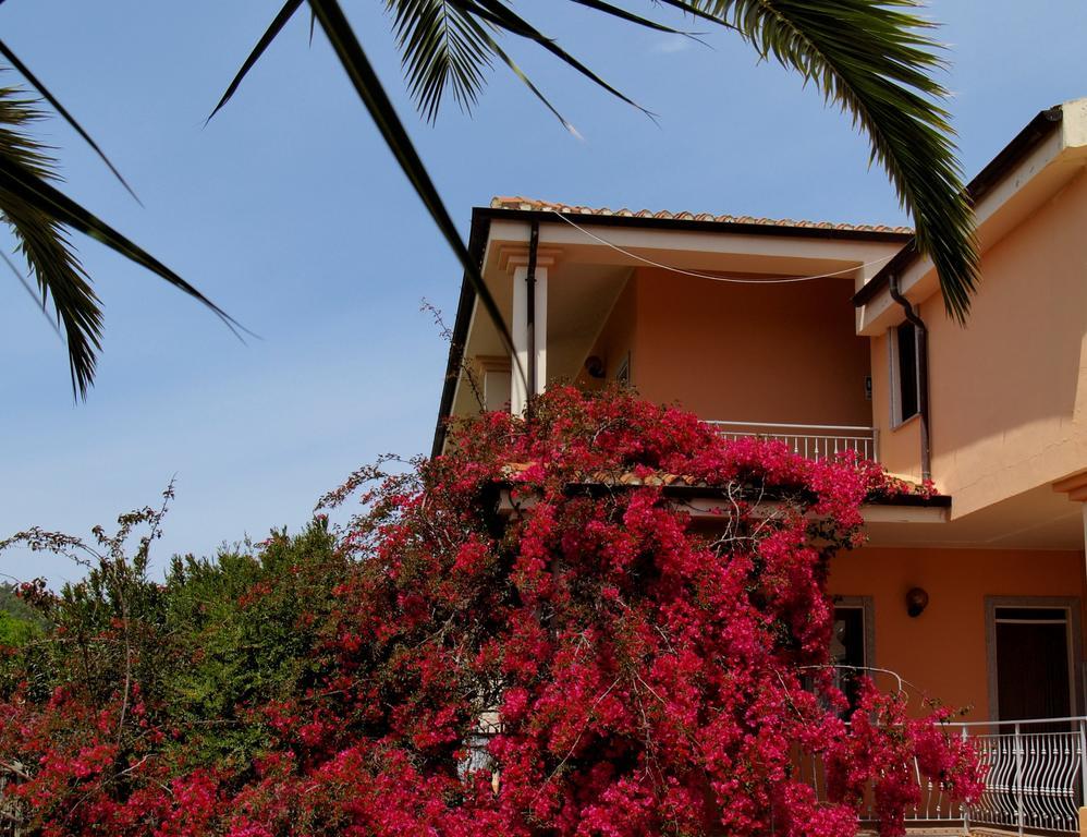 Baja Azzurra Bari Sardo Exterior foto